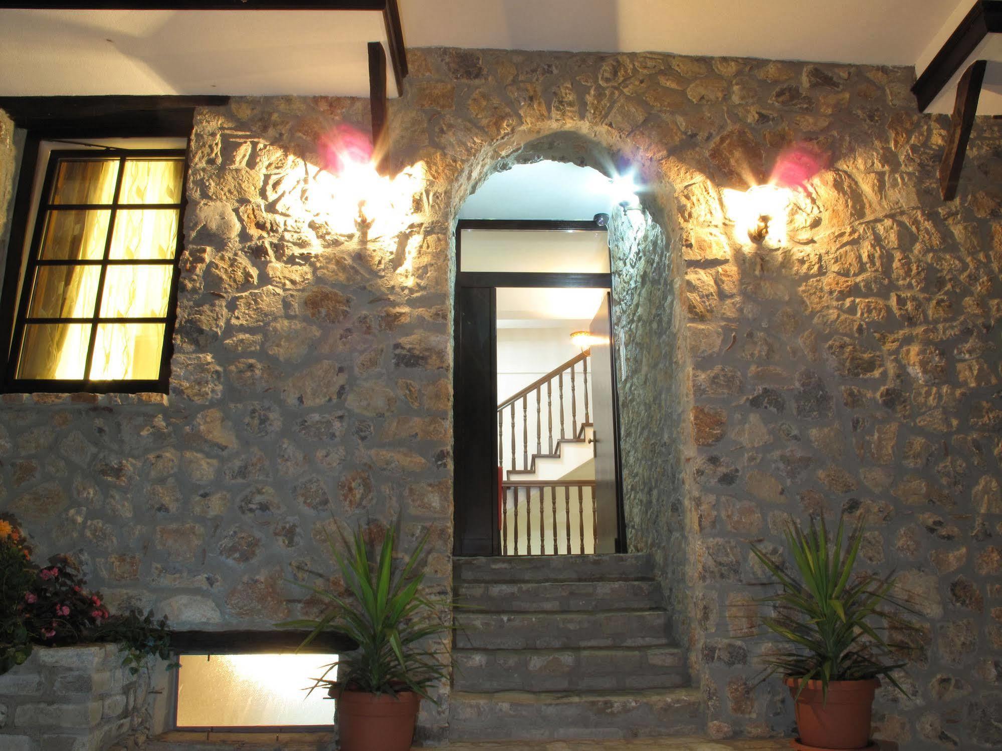Villa & Winery Mal Sveti Kliment Ohrid Bagian luar foto